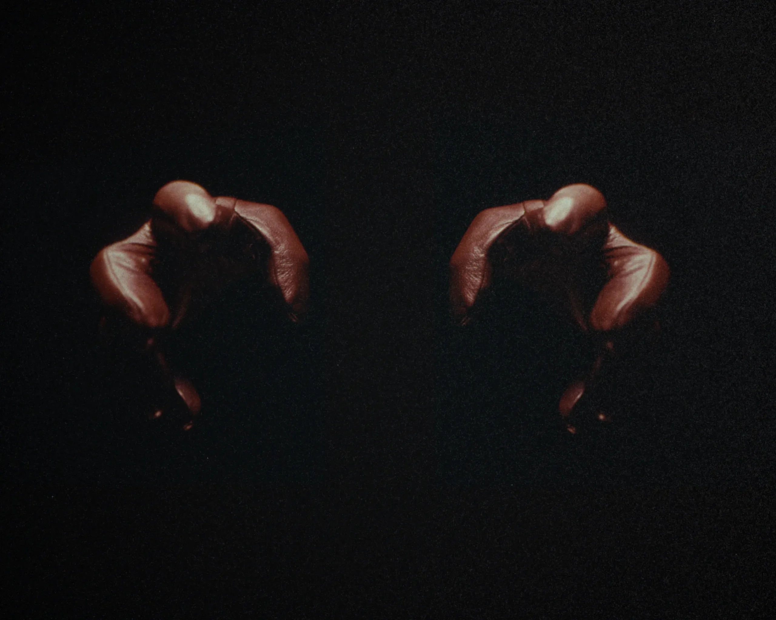 260308_MB_AURA_MV_2700x2150_framegrabs_1.20.1_1.30.2
